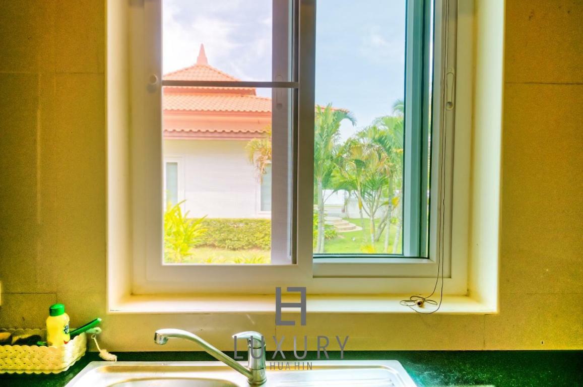 Bali Style 2 Bedroom Villa With Pool - B99 후아 힌 외부 사진