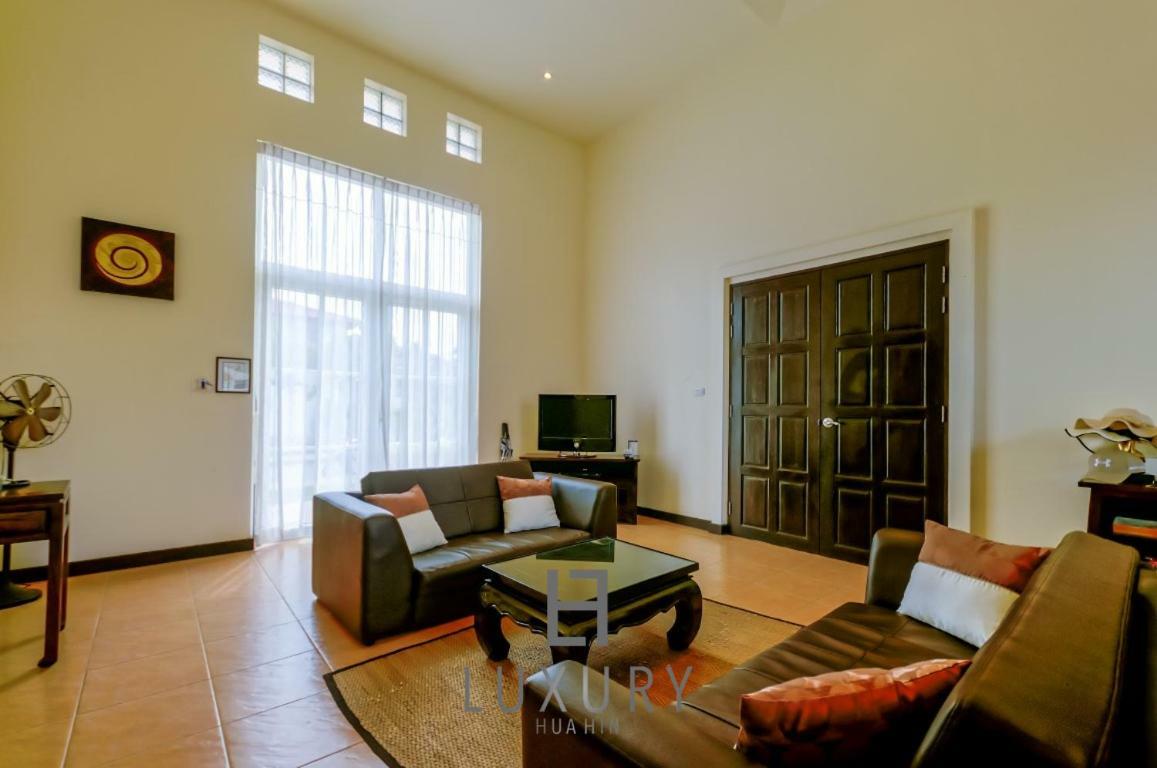 Bali Style 2 Bedroom Villa With Pool - B99 후아 힌 외부 사진