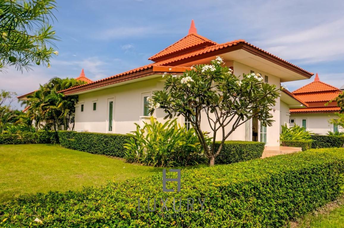 Bali Style 2 Bedroom Villa With Pool - B99 후아 힌 외부 사진